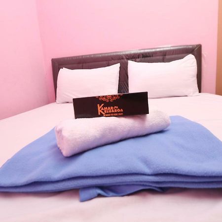 Kamar Keluarga Mangga Besar Jacarta Exterior foto