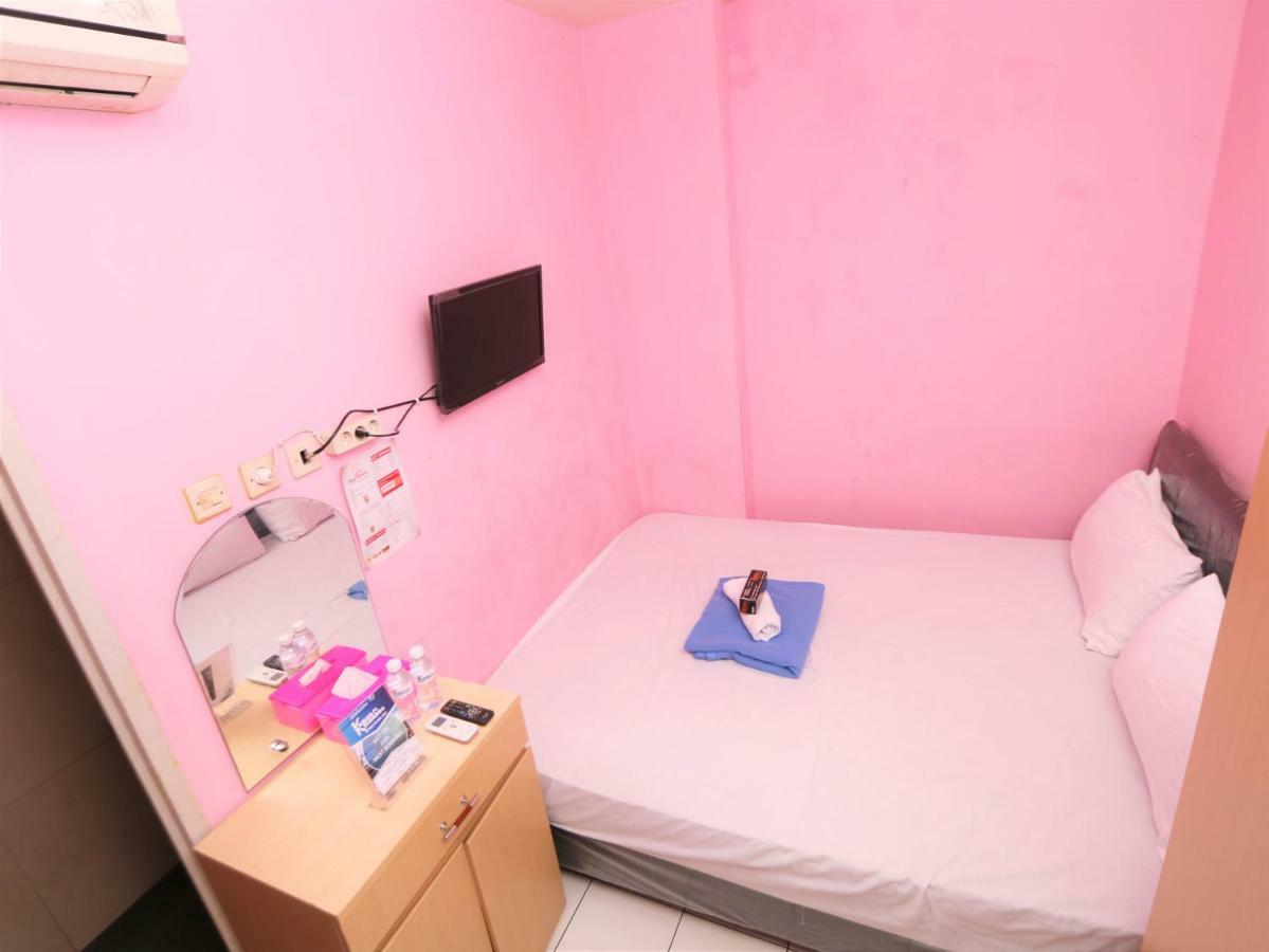 Kamar Keluarga Mangga Besar Jacarta Exterior foto